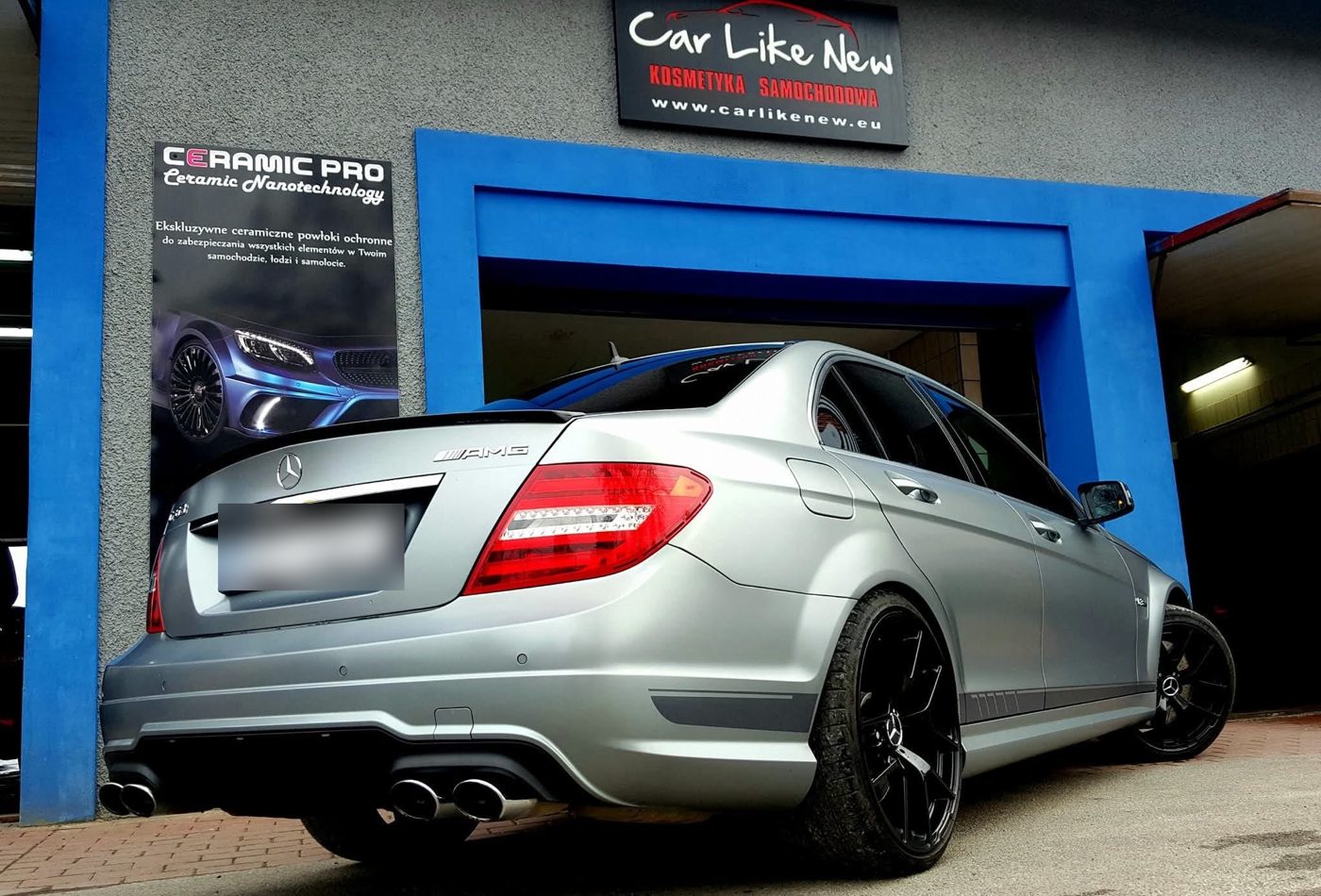 Mercedes-AMG C 63 w matowej folii