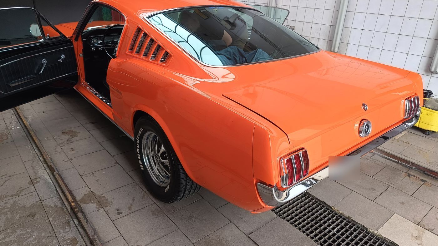 Ford Mustang Fastback