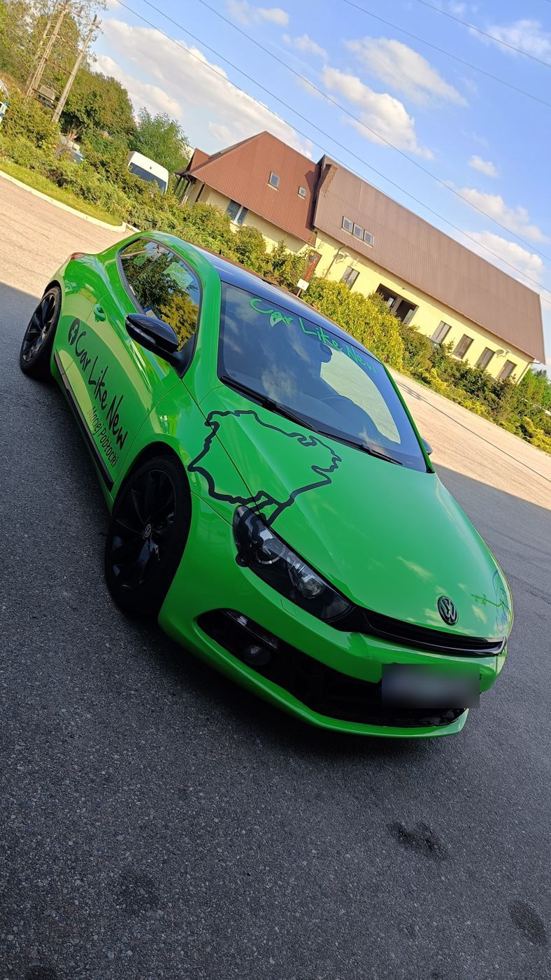 Zielony Volkswagen Scirocco w barwach Car Like New